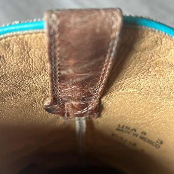 SHYANNE FLORAL TURQUOISE TRIM DISTRESSED COWBOY BOOTS - Picture 7 of 7